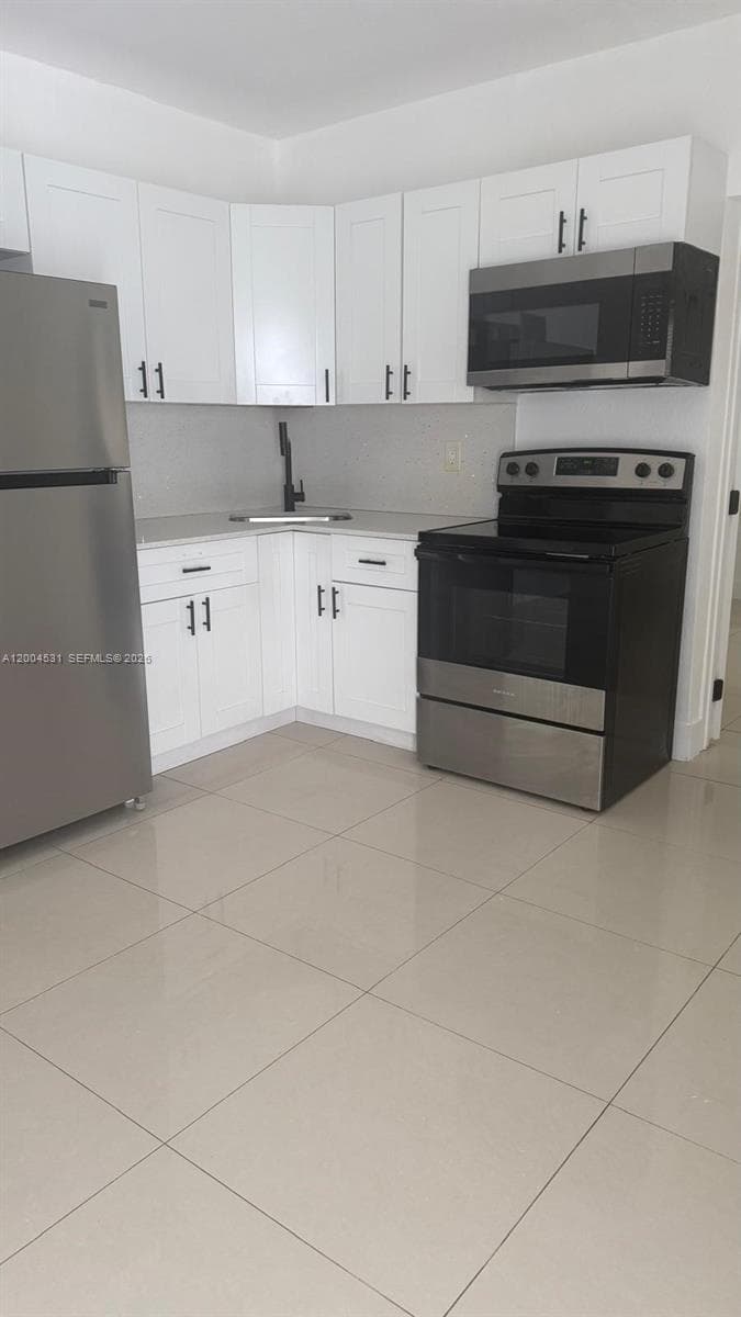 1800 NW 18th Ter # 2, Miami FL 33125 — 2