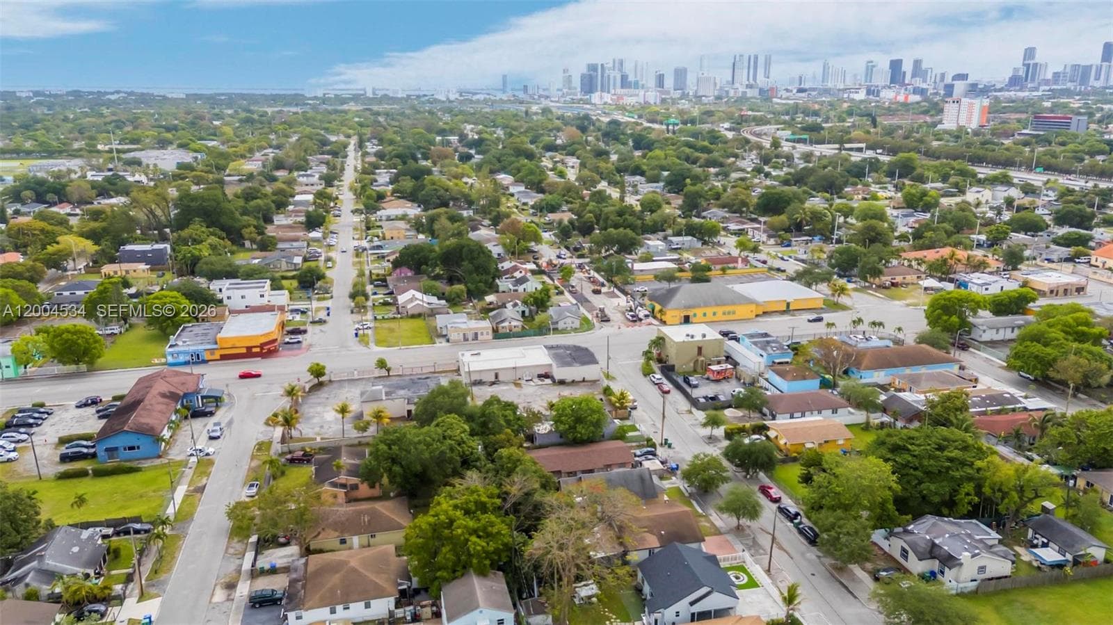 1741 NW 44th St, Miami FL 33142 — 43