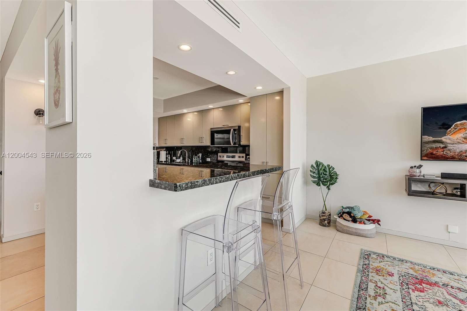 5055 Collins Ave # 3K, Miami Beach FL 33140 — 16