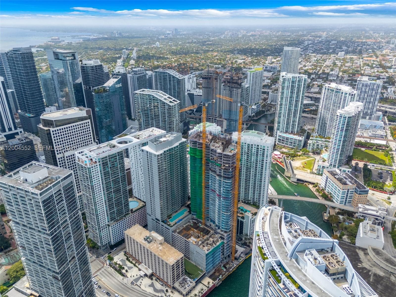 77 SE 5th St # 3205, Miami FL 33131 — 49