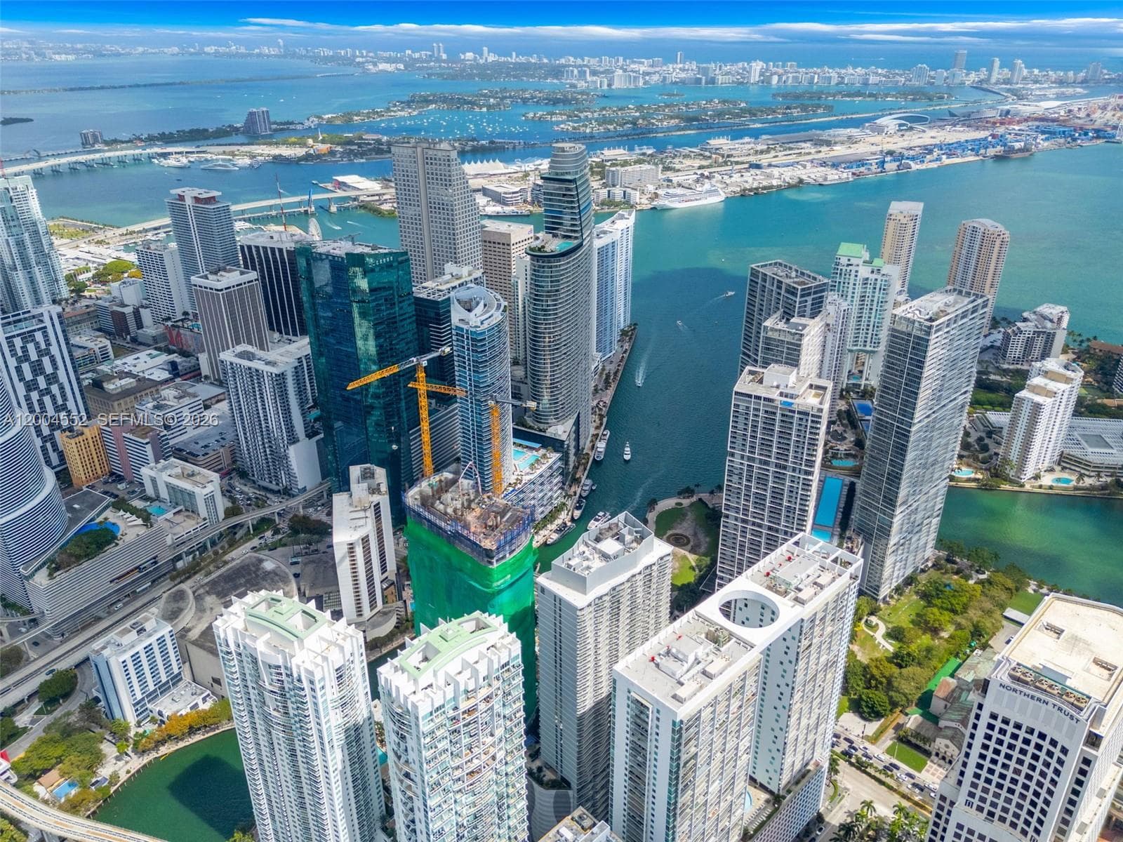 77 SE 5th St # 3205, Miami FL 33131 — 55