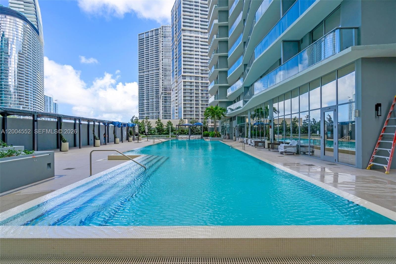 77 SE 5th St # 3205, Miami FL 33131 — 40