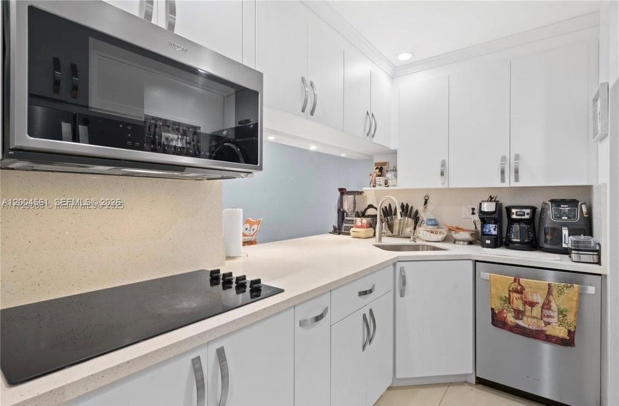 440 E 23rd St # 1310, Hialeah FL 33013 — 14