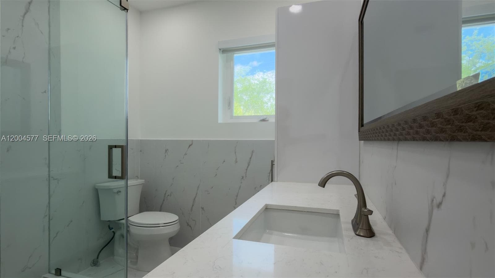 1690 Daytonia Rd, Miami Beach FL 33141 — 17