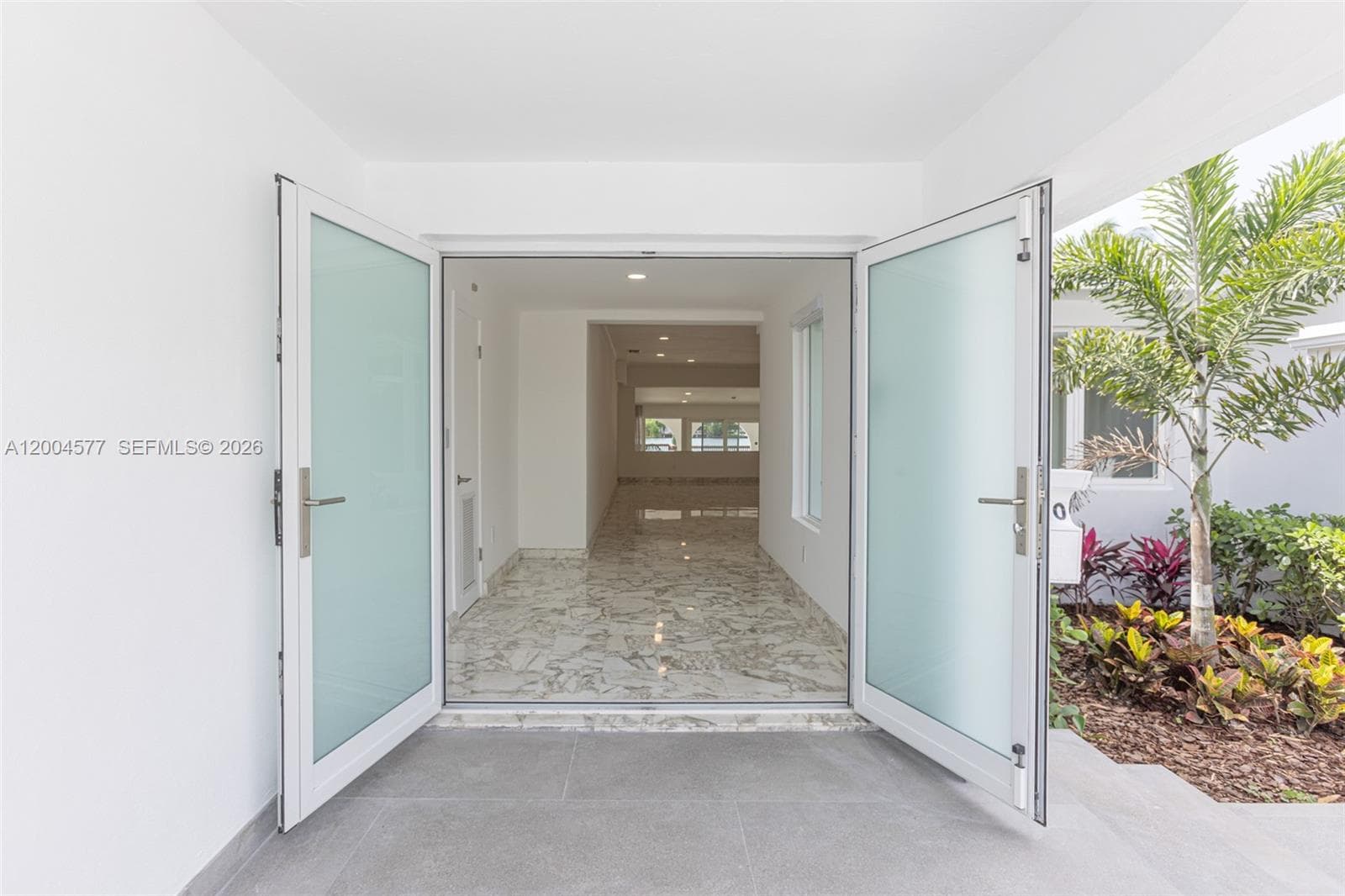 1690 Daytonia Rd, Miami Beach FL 33141 — 47