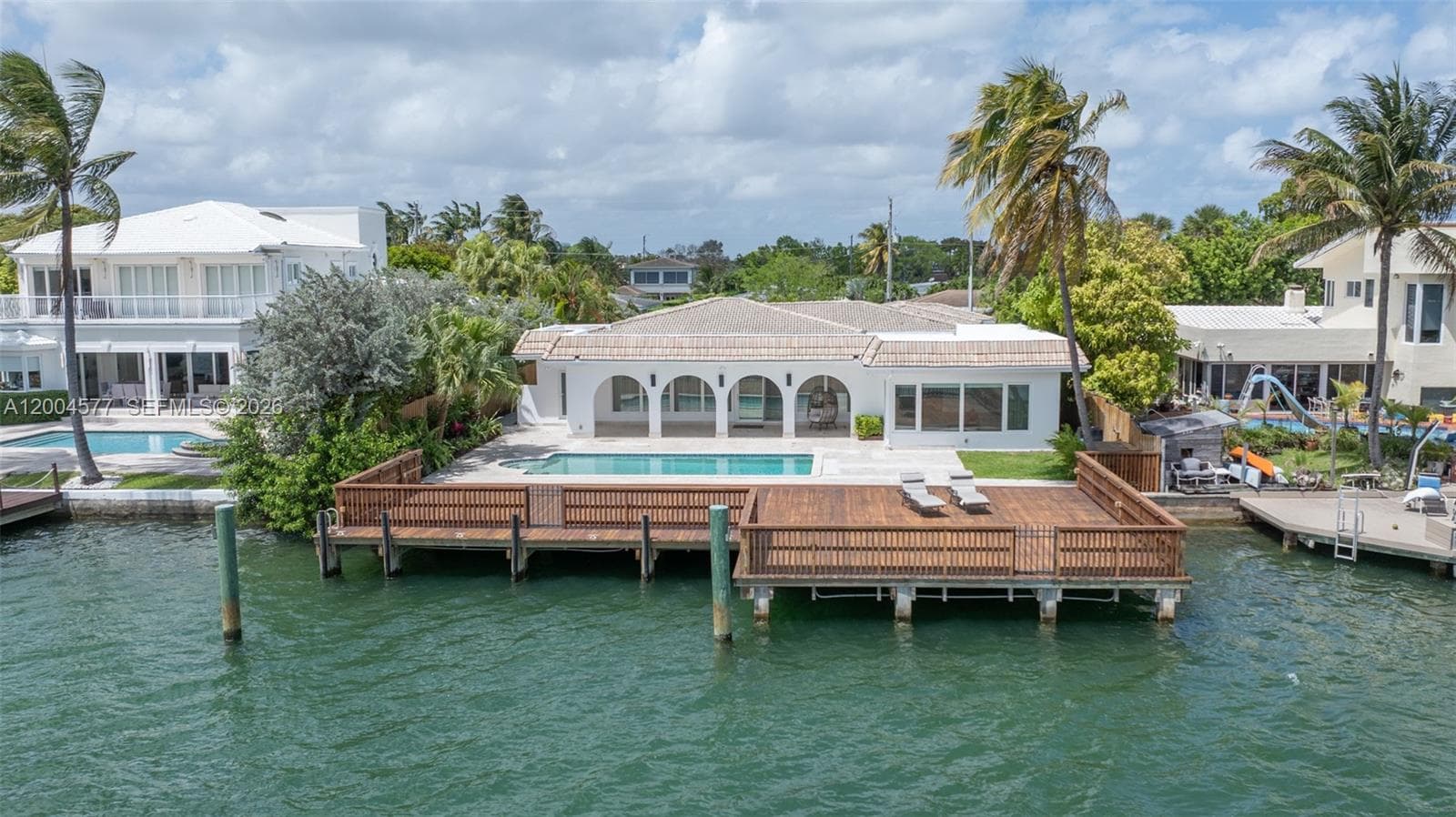 1690 Daytonia Rd, Miami Beach FL 33141 — 12