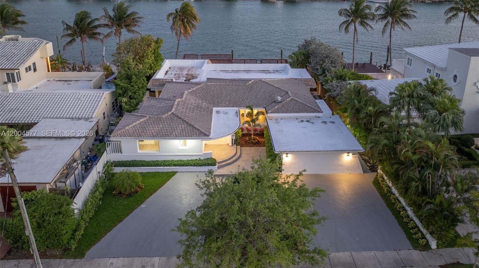 1690 Daytonia Rd, Miami Beach FL 33141 — 1