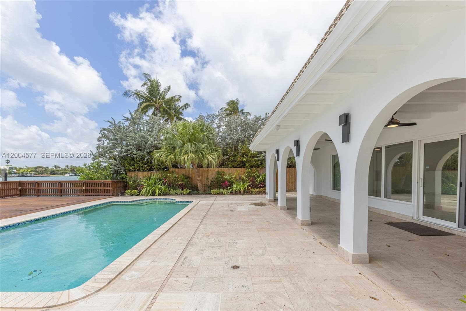 1690 Daytonia Rd, Miami Beach FL 33141 — 69