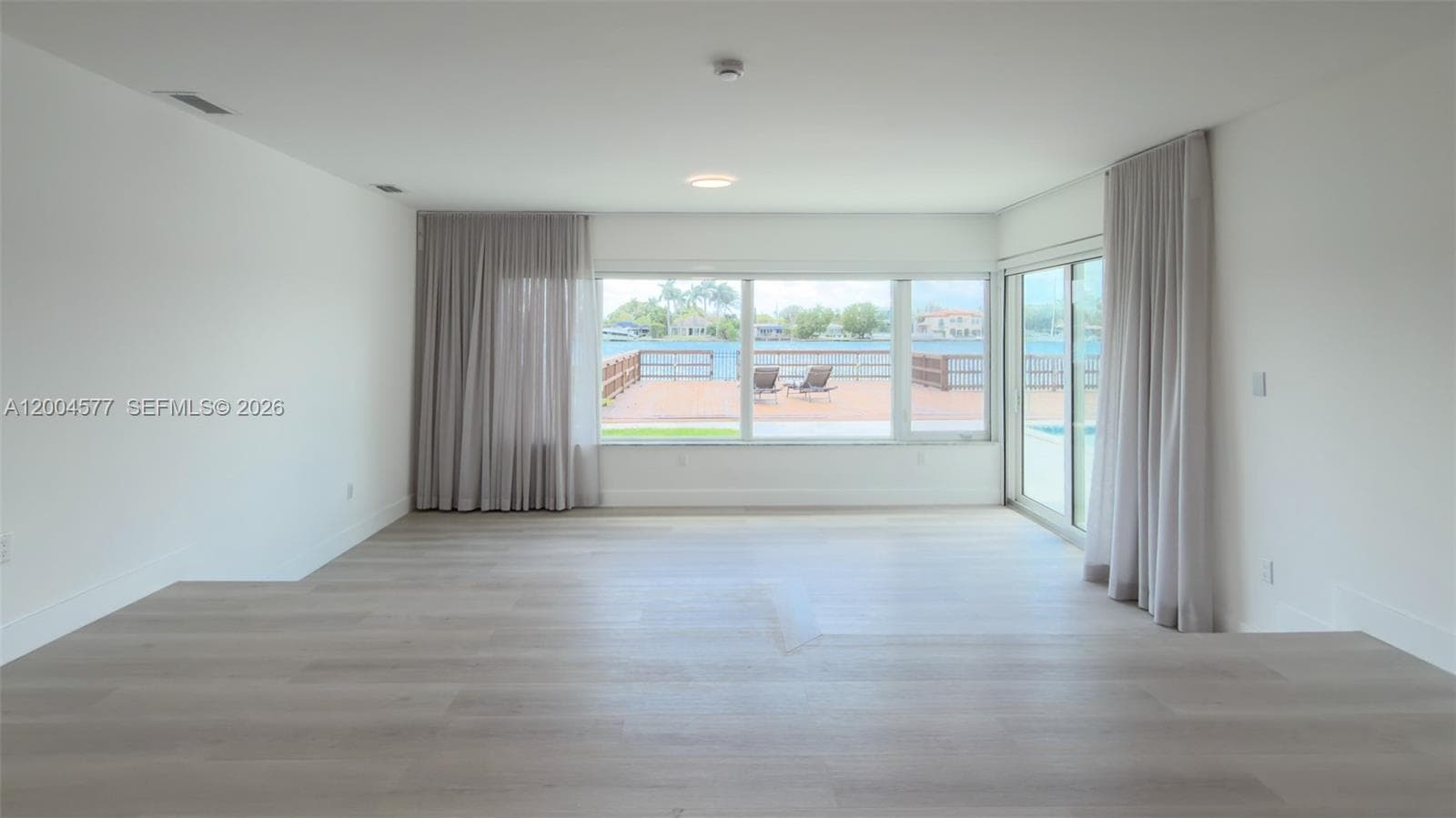 1690 Daytonia Rd, Miami Beach FL 33141 — 31