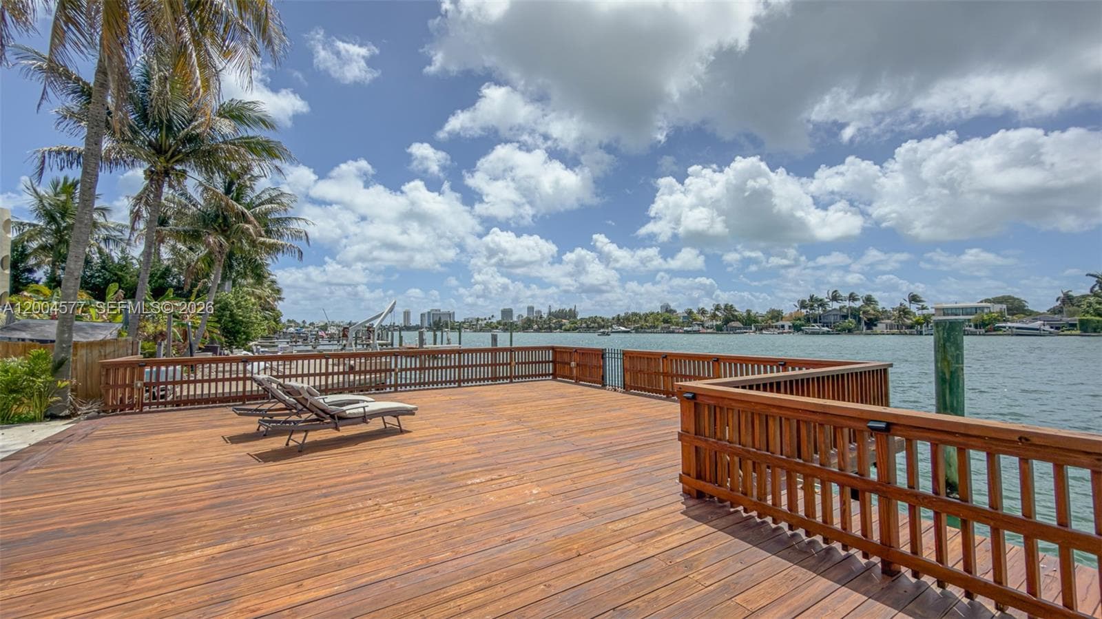 1690 Daytonia Rd, Miami Beach FL 33141 — 25