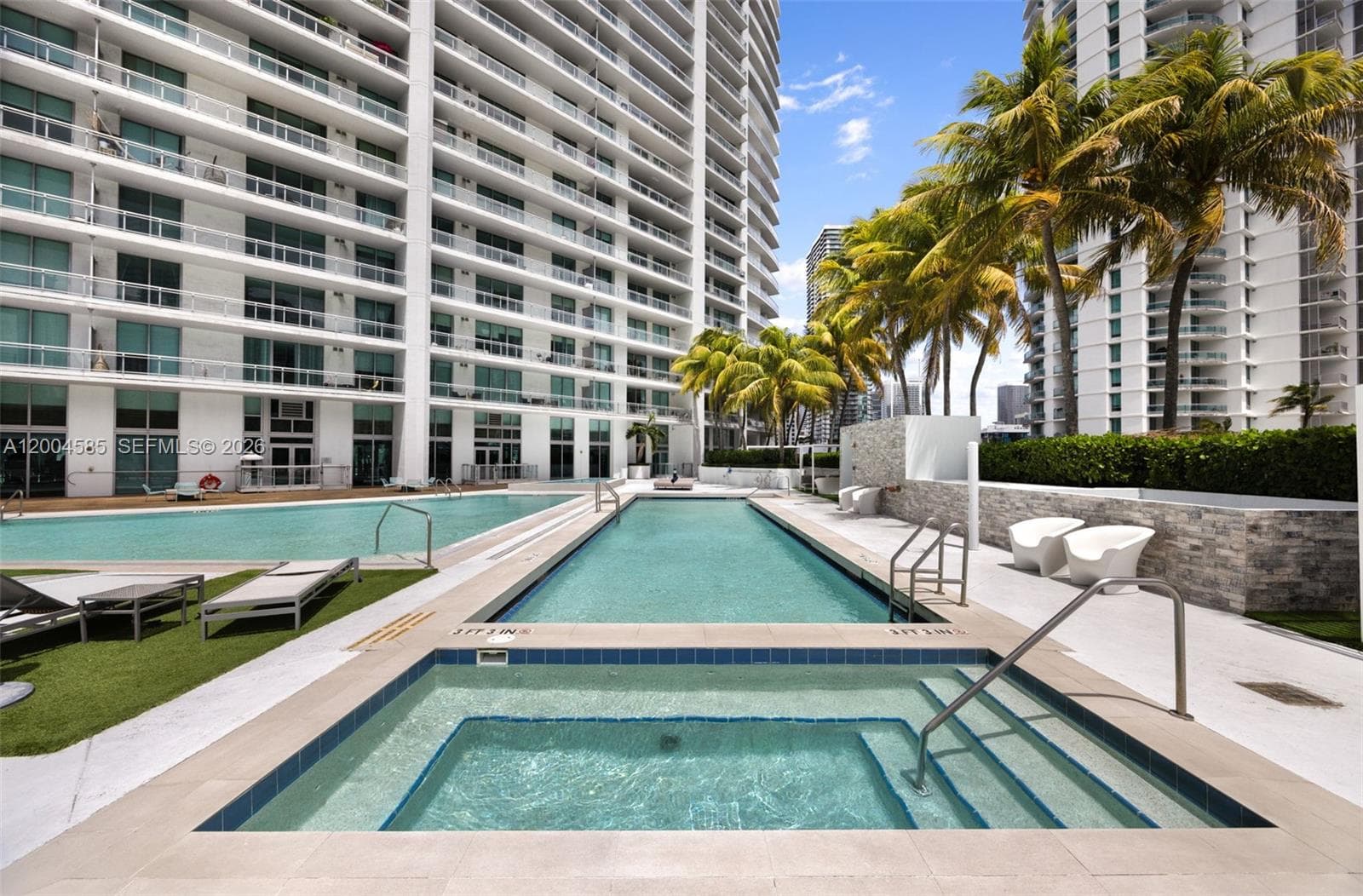 90 SW 3rd St # 2602, Miami FL 33130 — 22