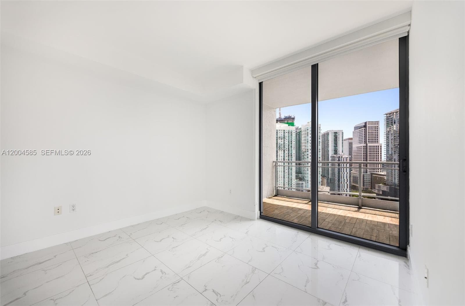90 SW 3rd St # 2602, Miami FL 33130 — 9