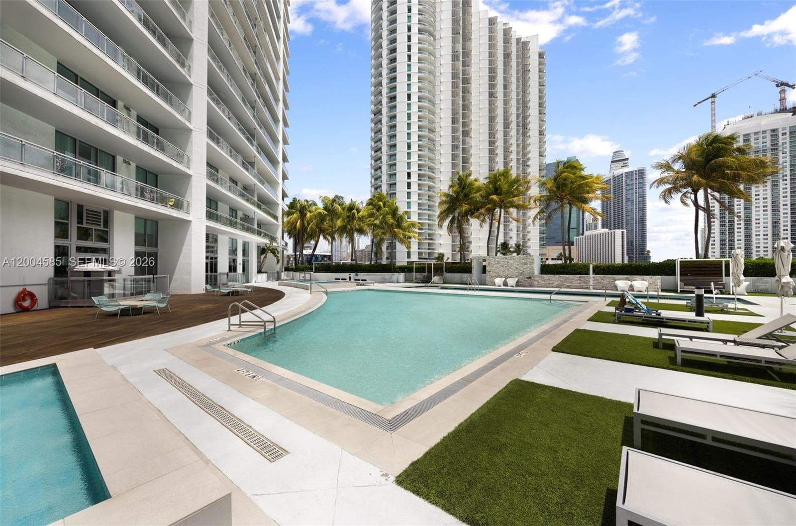 90 SW 3rd St # 2602, Miami FL 33130 — 21