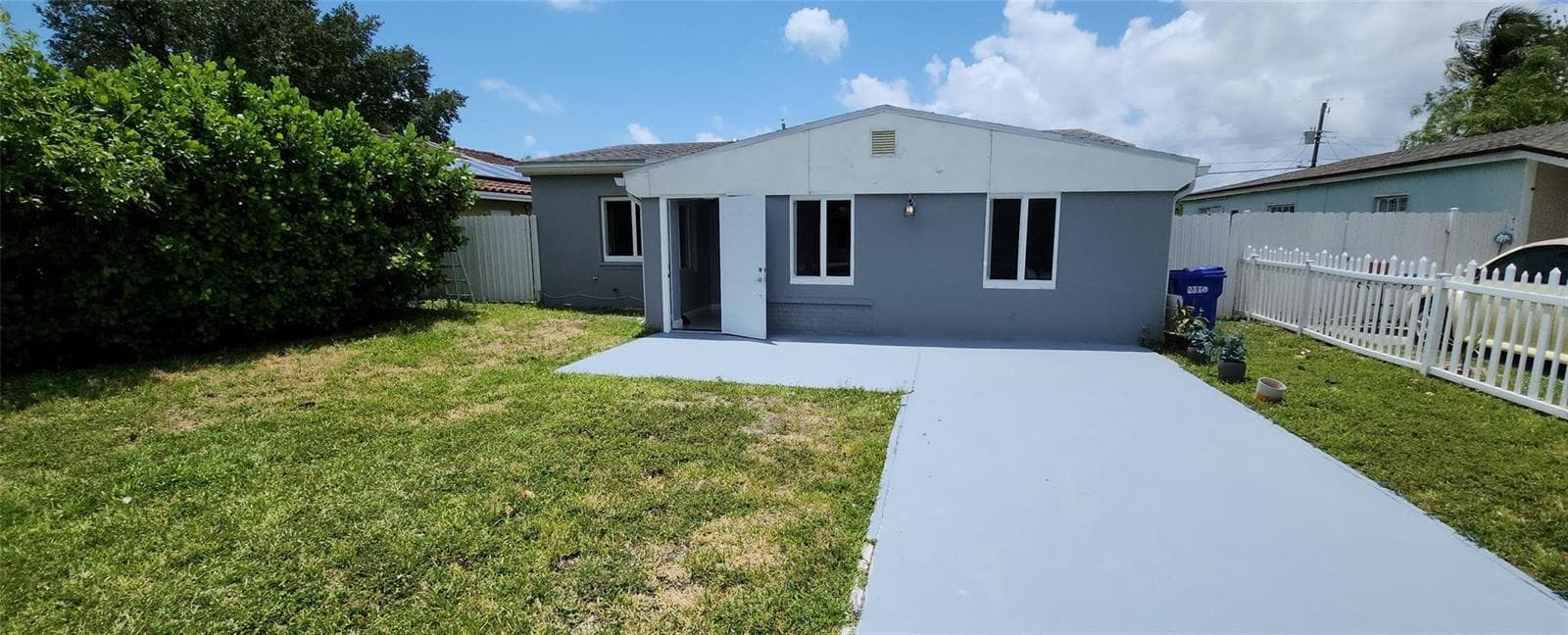 1766 NE 181st Street, North Miami Beach FL 33162 — 14