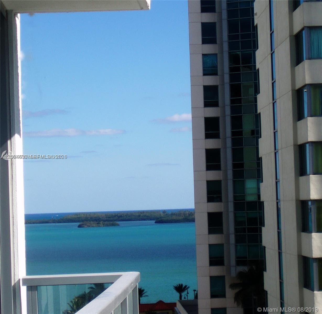 1060 Brickell Ave # 1409, Miami FL 33131 — 1