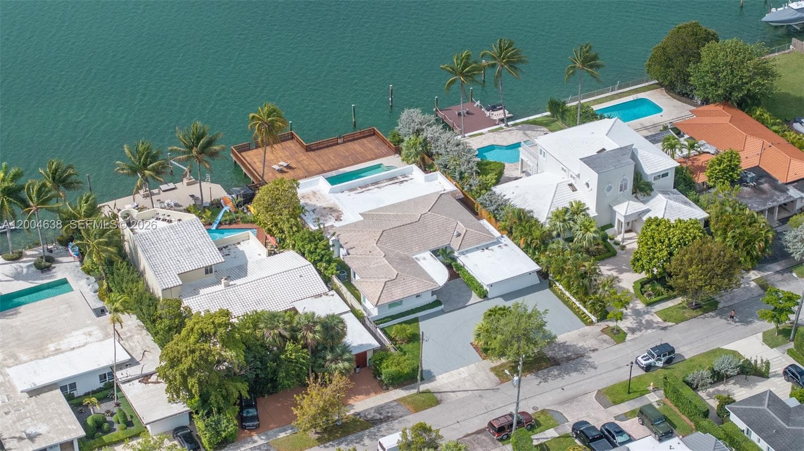 1690 Daytonia Rd, Miami Beach FL 33141 — 13