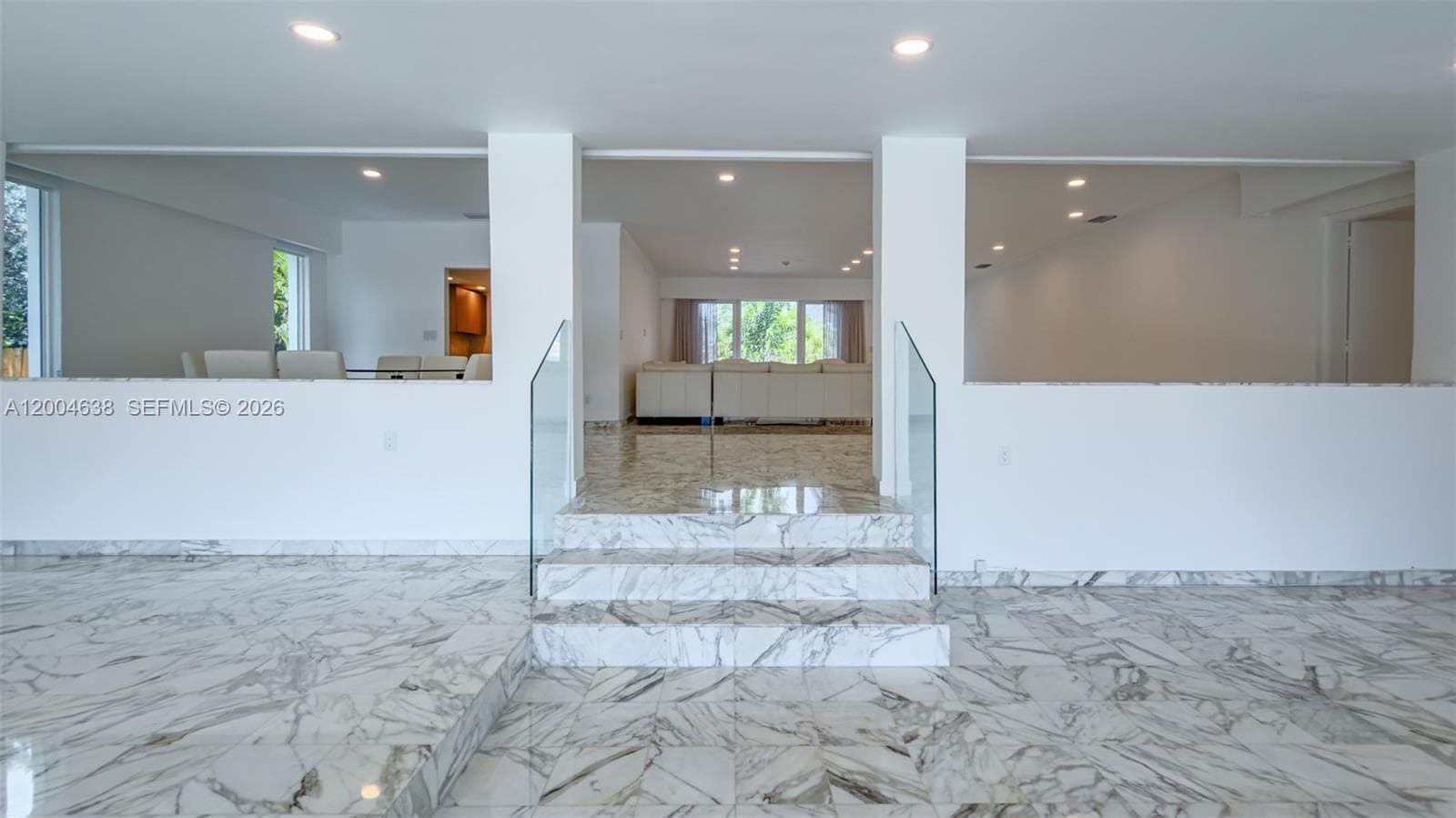 1690 Daytonia Rd, Miami Beach FL 33141 — 24