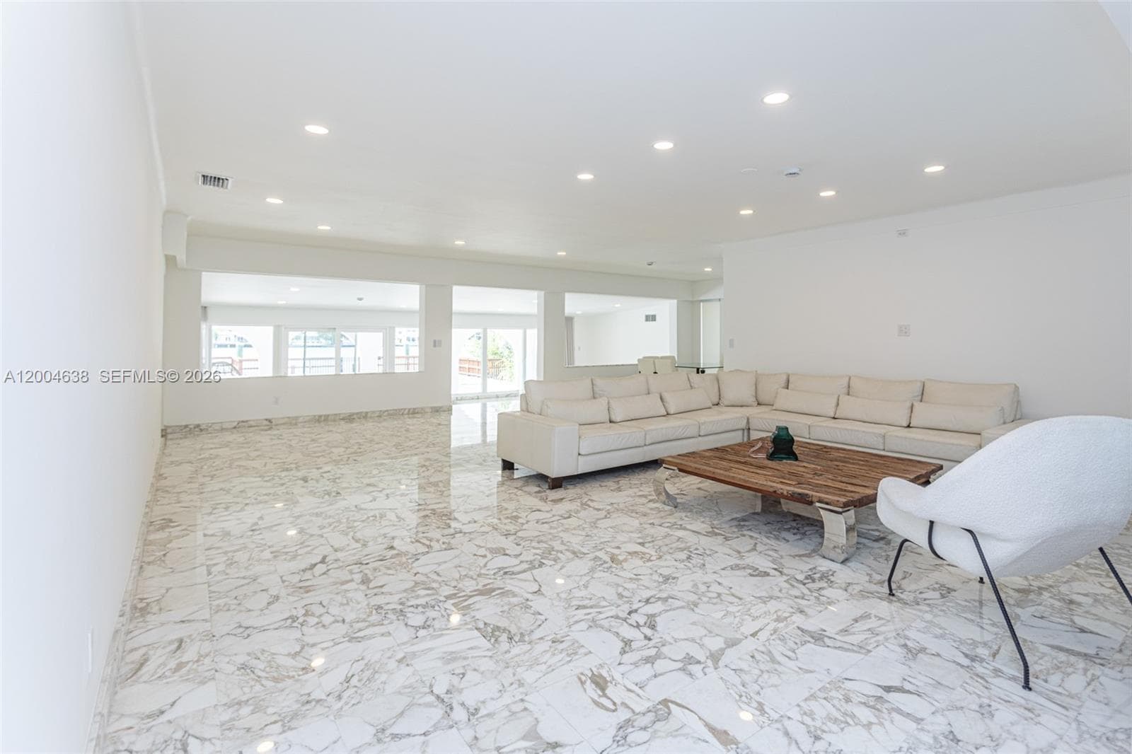 1690 Daytonia Rd, Miami Beach FL 33141 — 49