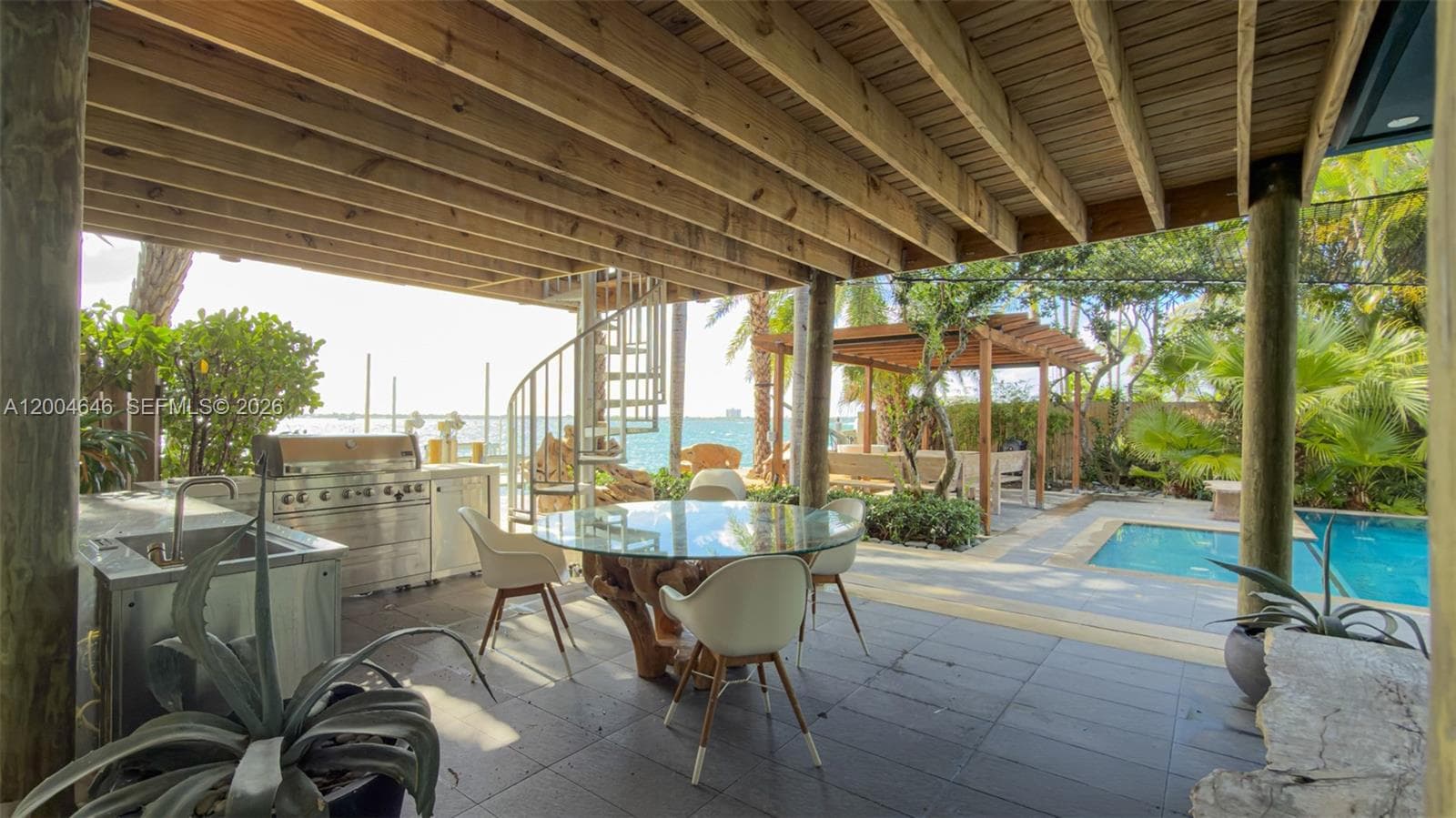 2440 N Shore Ter, Miami Beach FL 33141 — 22