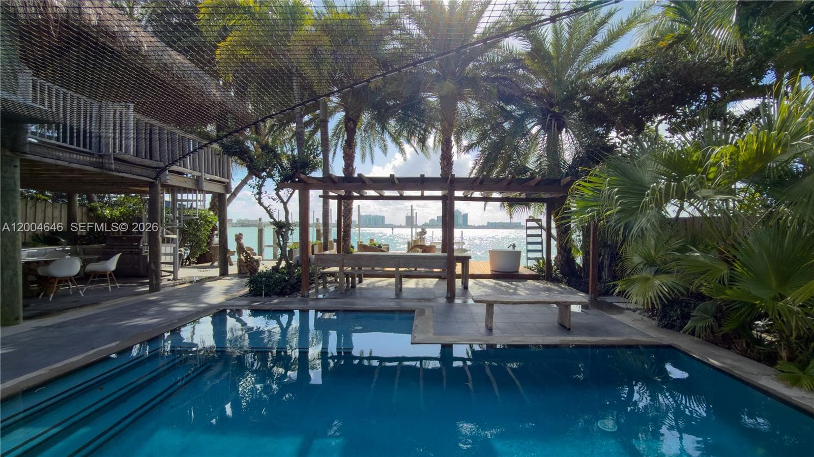 2440 N Shore Ter, Miami Beach FL 33141 — 11