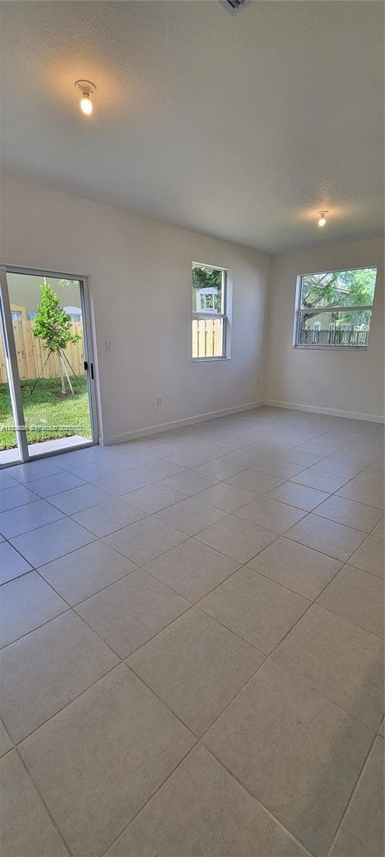 1010 SE 26th Ter, Homestead FL 33035 — 7