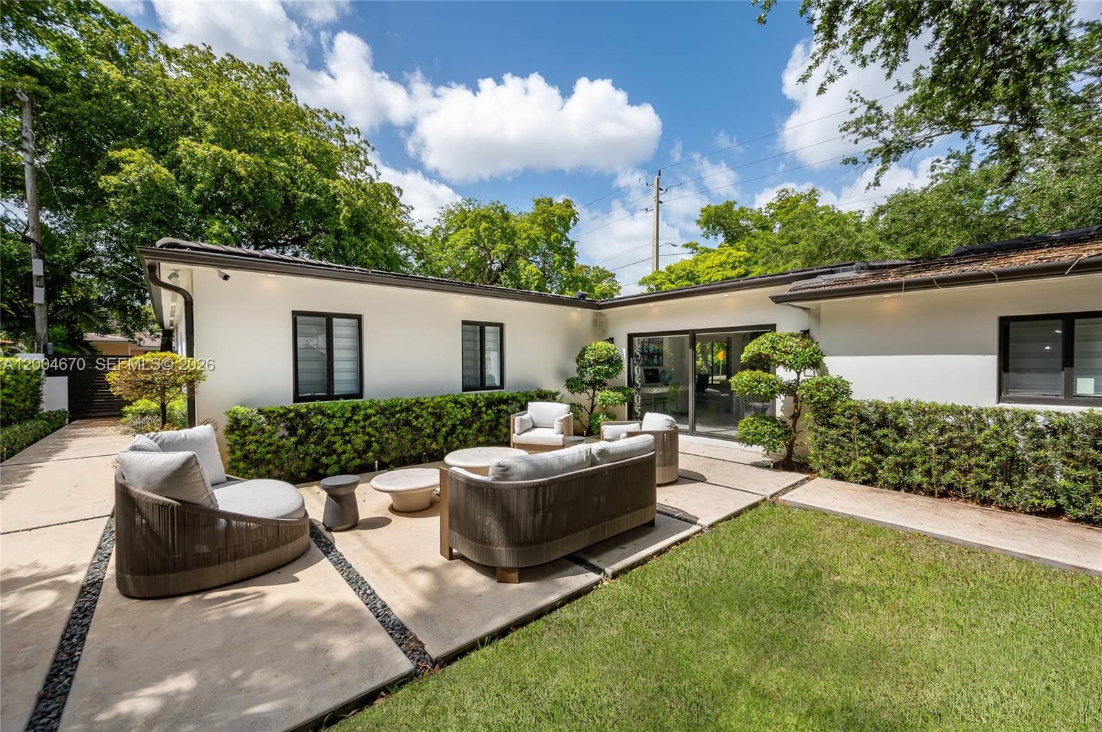 831 Cortez St, Coral Gables FL 33134 — 6