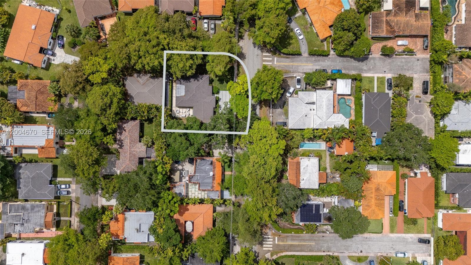 831 Cortez St, Coral Gables FL 33134 — 53
