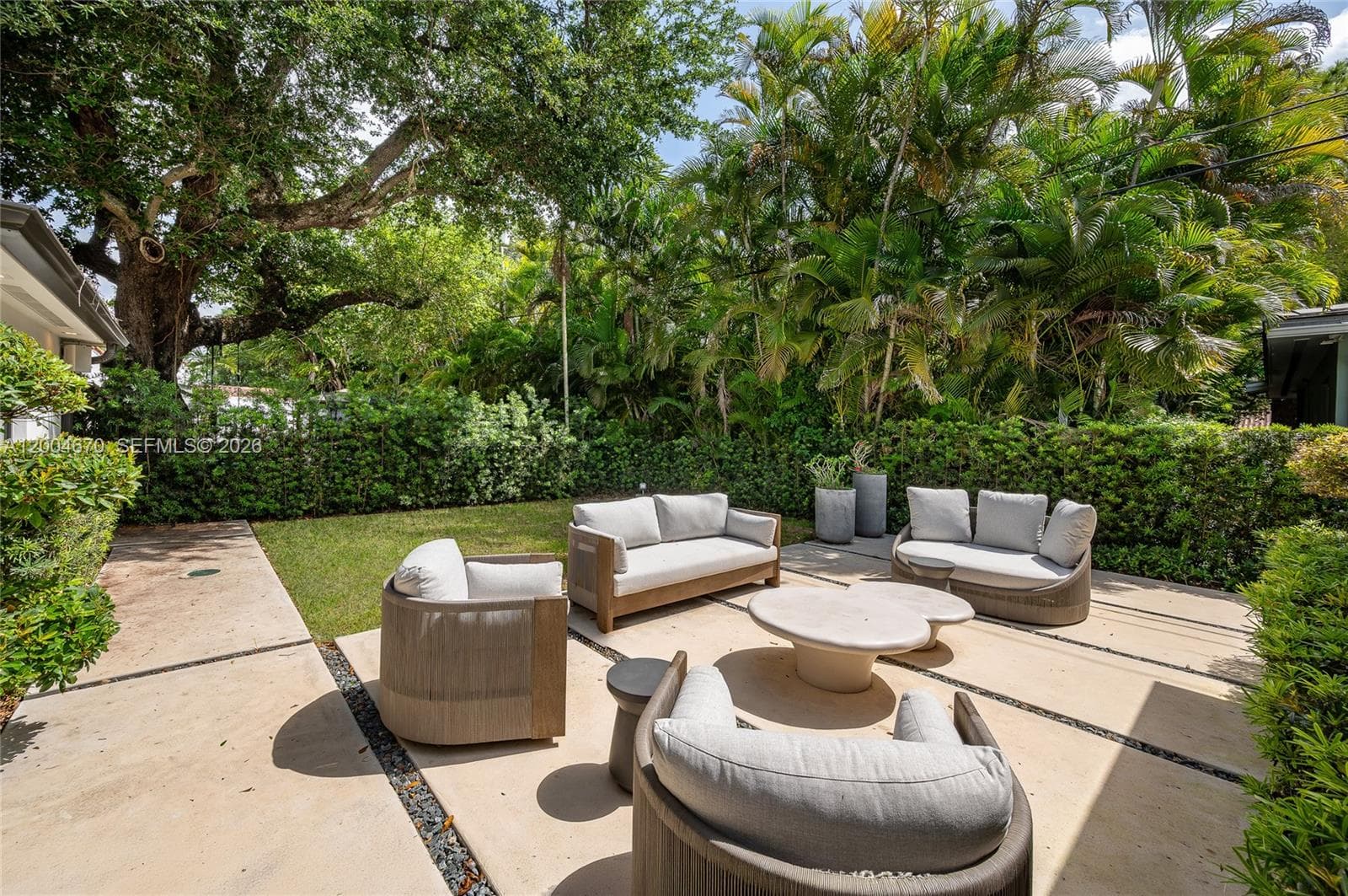 831 Cortez St, Coral Gables FL 33134 — 30