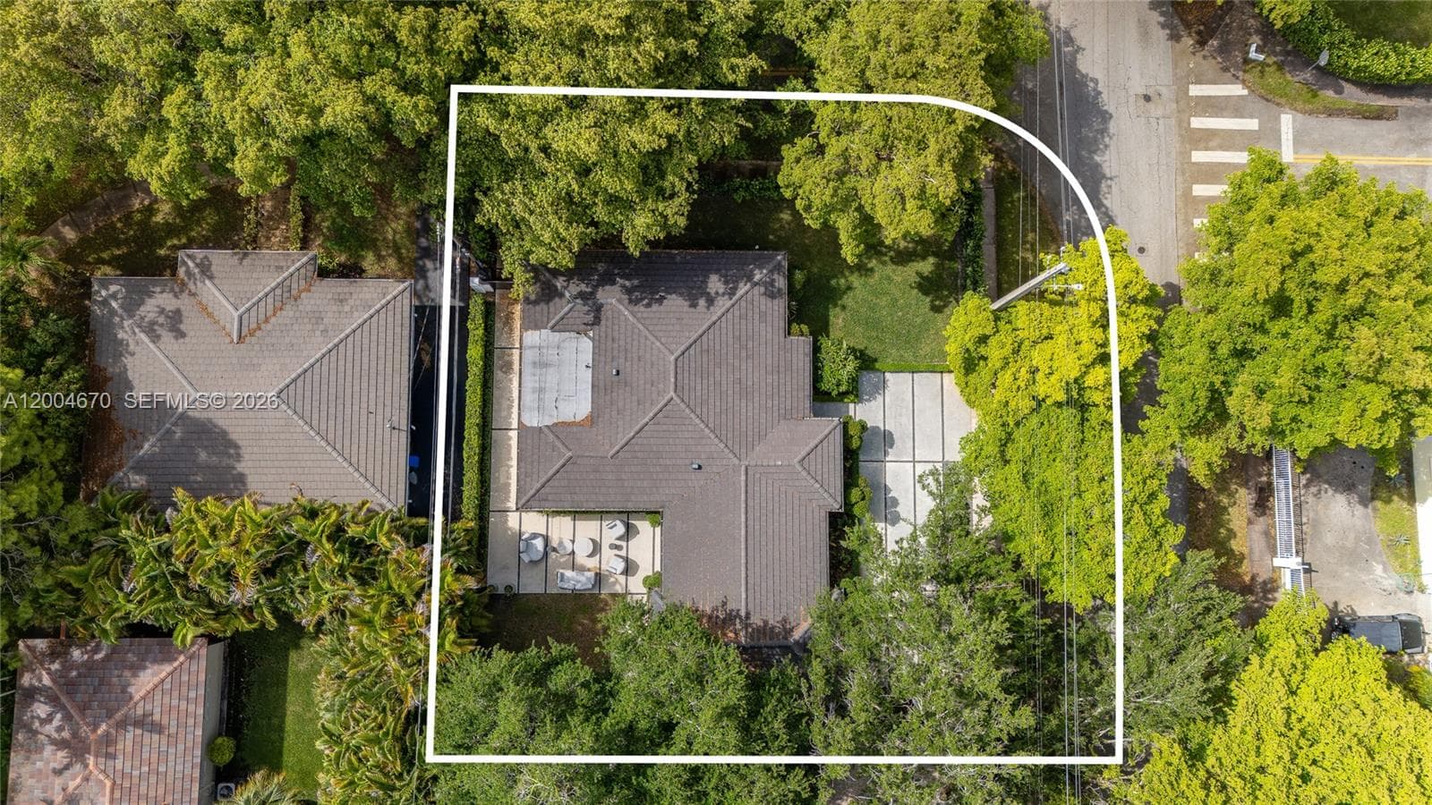831 Cortez St, Coral Gables FL 33134 — 49