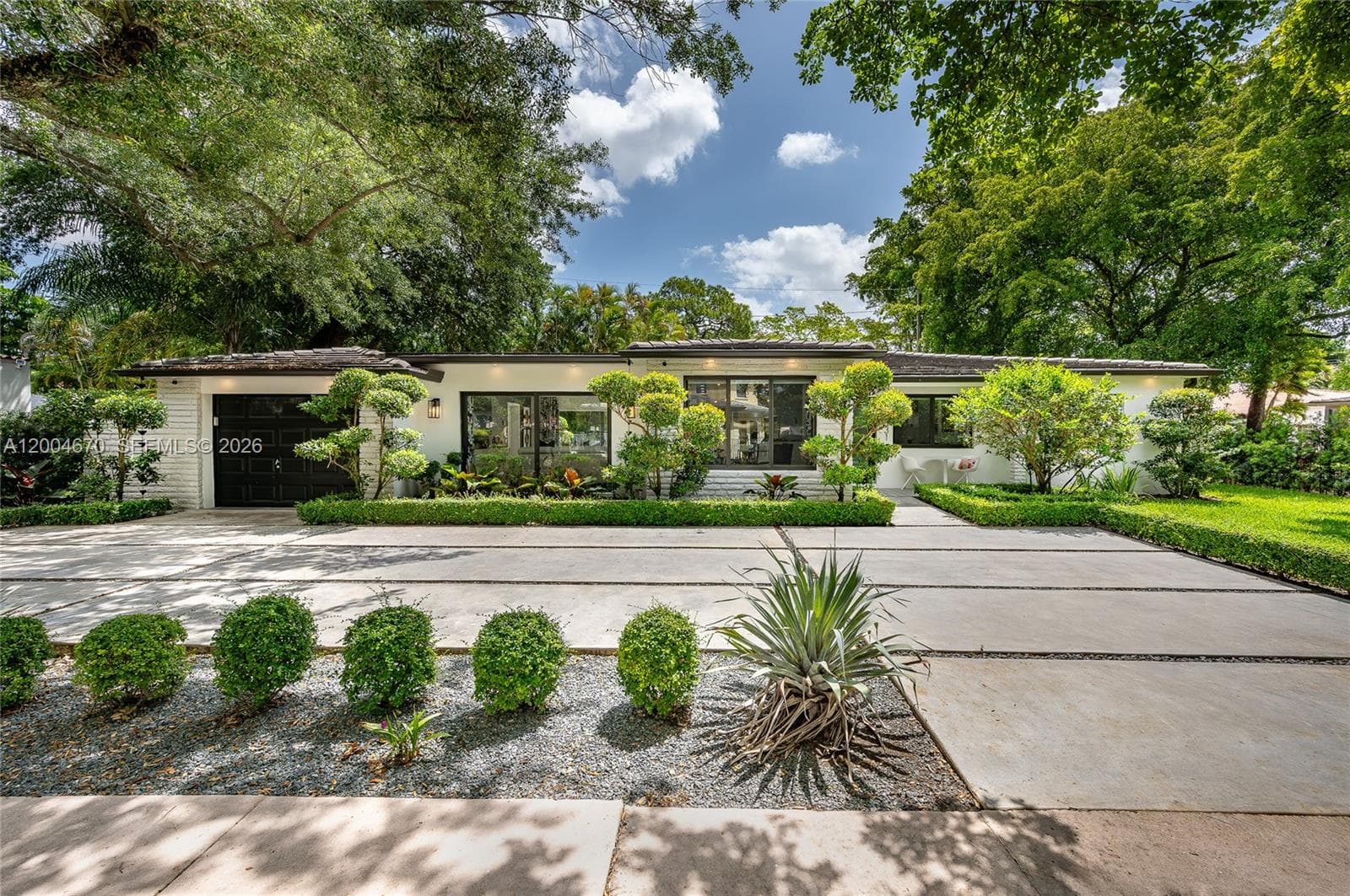 831 Cortez St, Coral Gables FL 33134 — 33