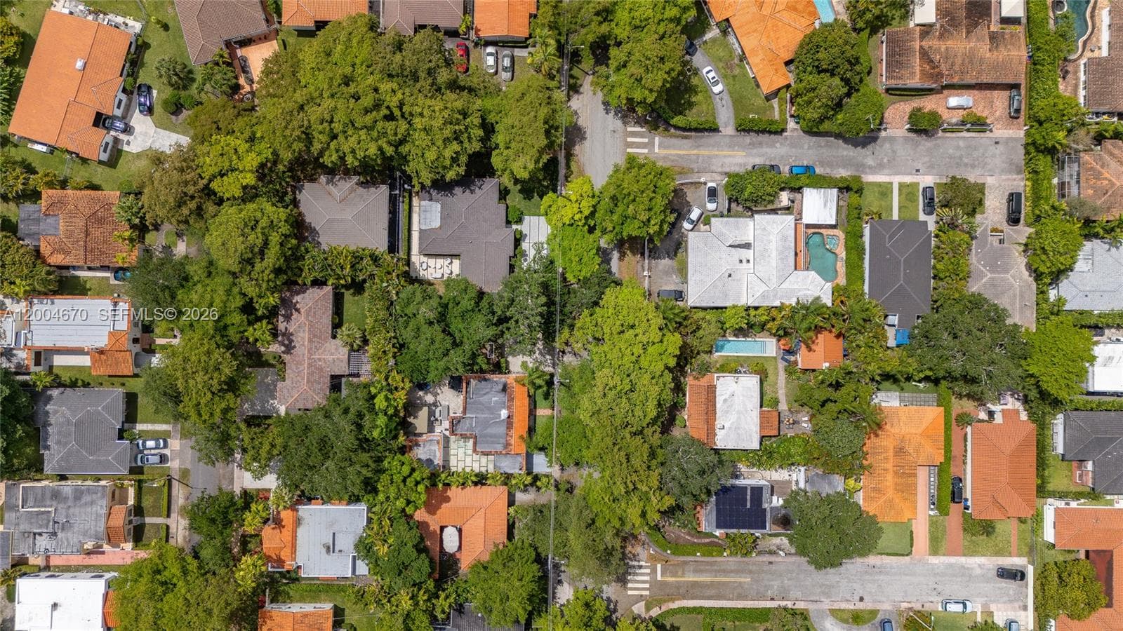 831 Cortez St, Coral Gables FL 33134 — 54