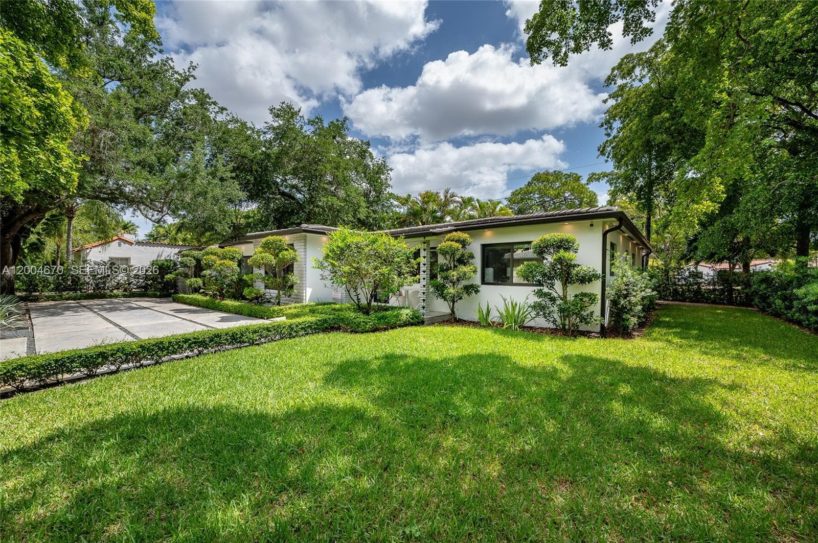 831 Cortez St, Coral Gables FL 33134 — 37