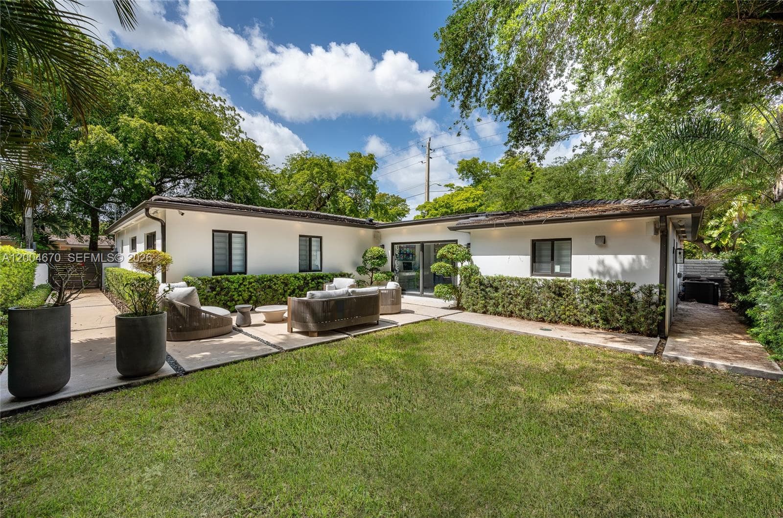831 Cortez St, Coral Gables FL 33134 — 29
