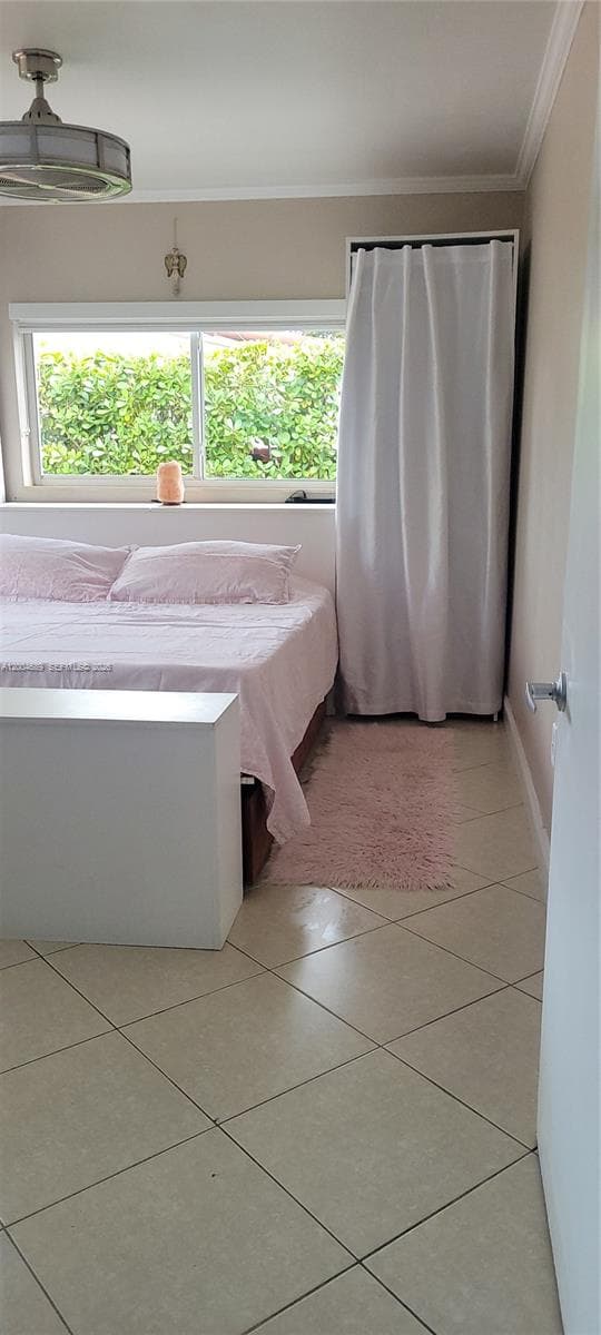 Twin Lakes Manor Sub, South Miami, FL — 40