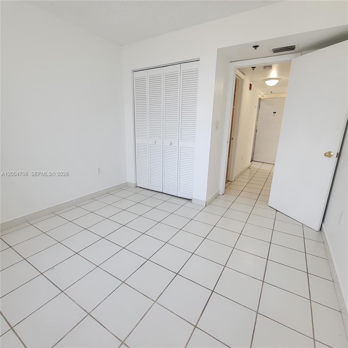 7601 Dickens Ave # 402, Miami Beach FL 33141 — 16