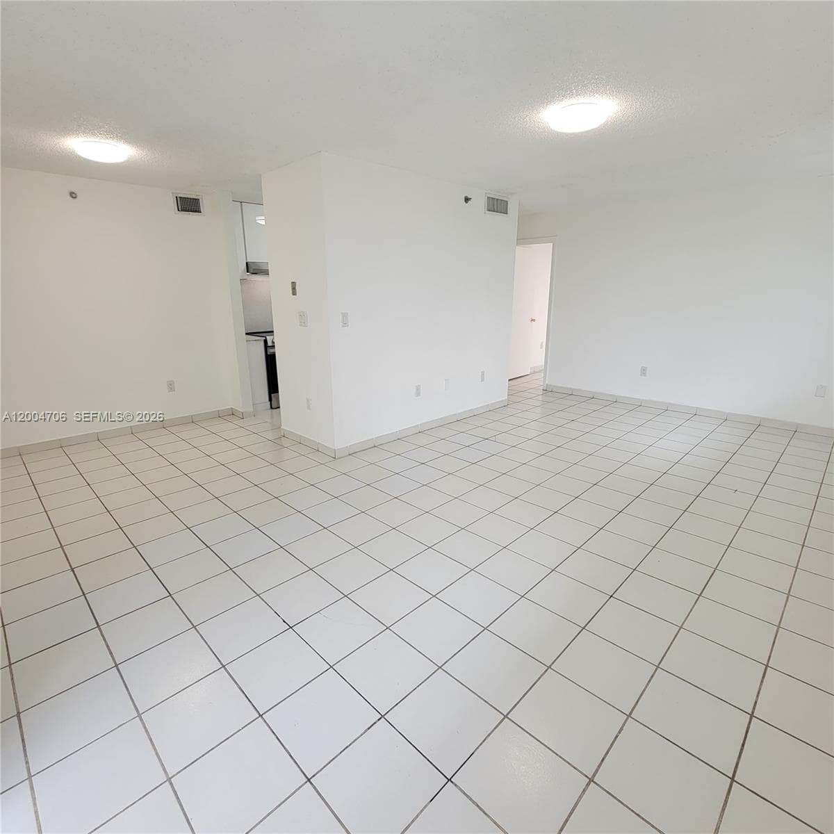 7601 Dickens Ave # 402, Miami Beach FL 33141 — 9