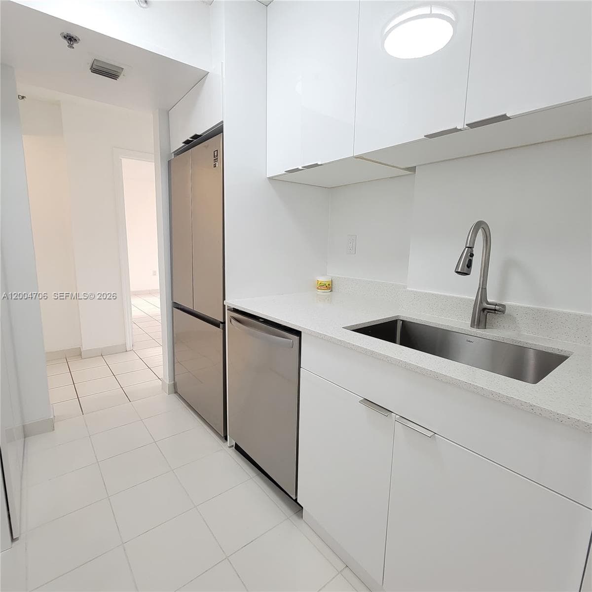 7601 Dickens Ave # 402, Miami Beach FL 33141 — 11