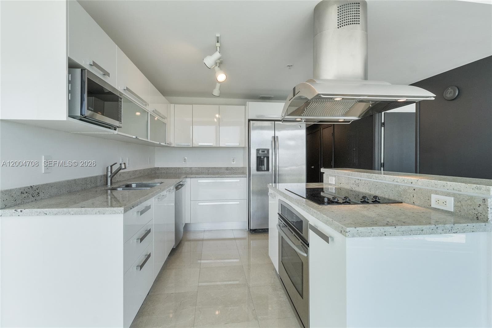 601 NE 36th St # 801, Miami FL 33137 — 6