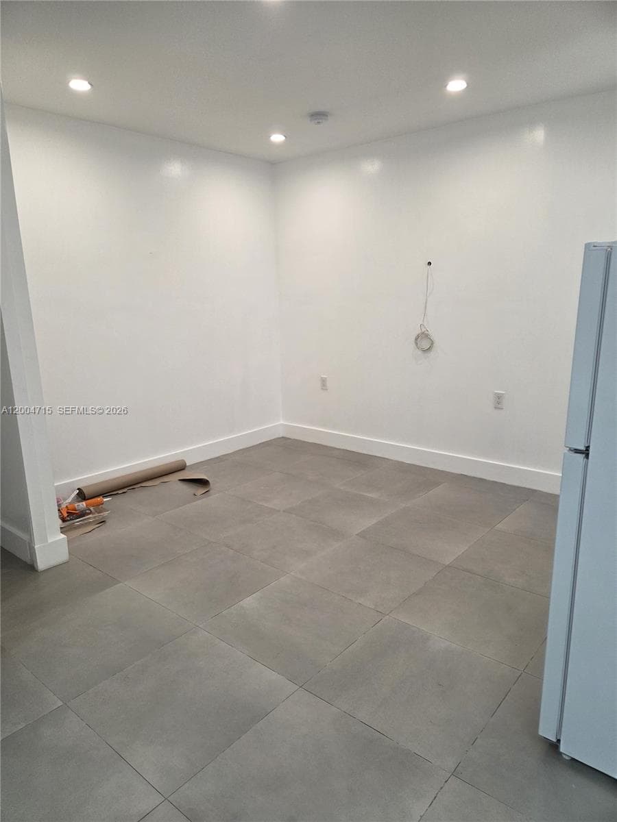 6335 N Miami Ave # 3, Miami FL 33150 — 4