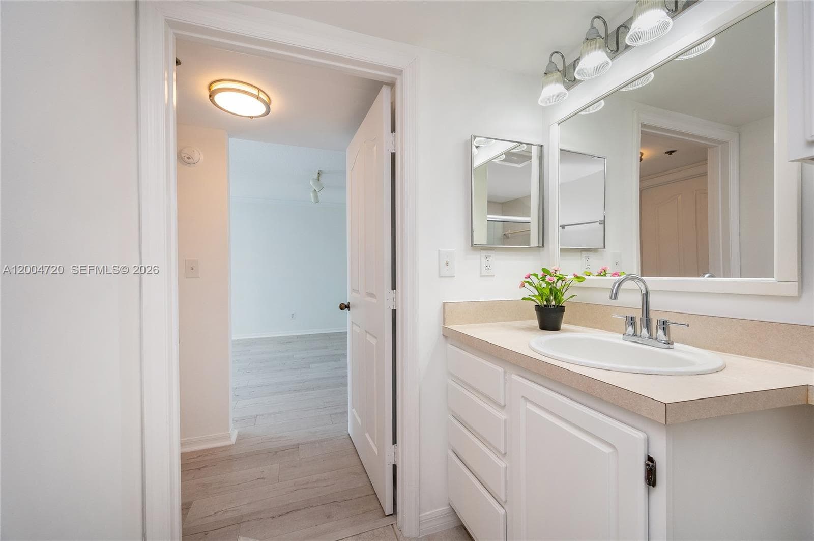 2665 SW 37th Ave # 201, Miami FL 33133 — 21
