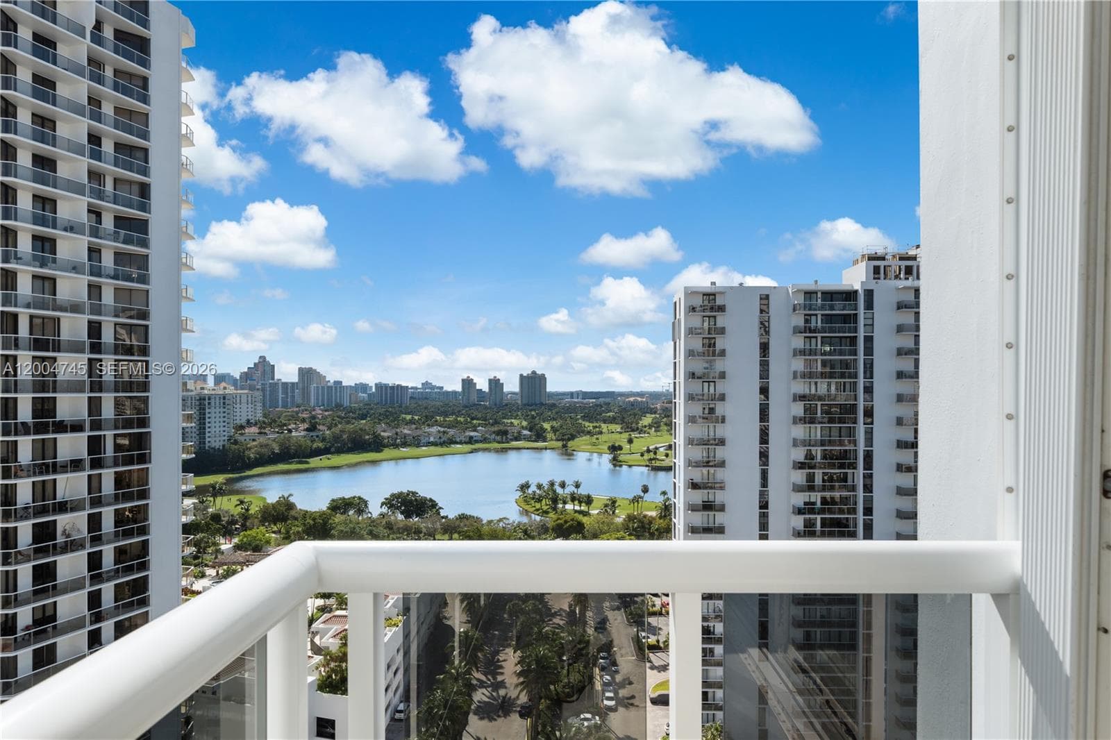 20505 E Country Club Dr # 1938, Aventura FL 33180 — 1