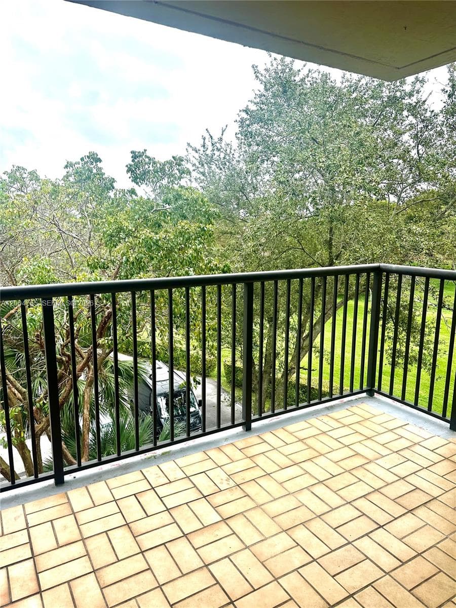 6601 SW 116th Ct # 403, Miami FL 33173 — 17