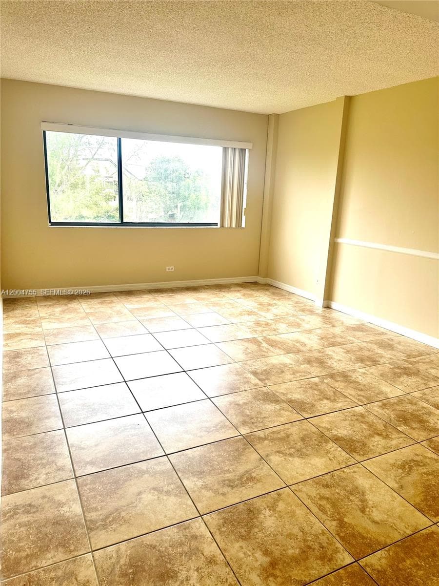 6601 SW 116th Ct # 403, Miami FL 33173 — 9