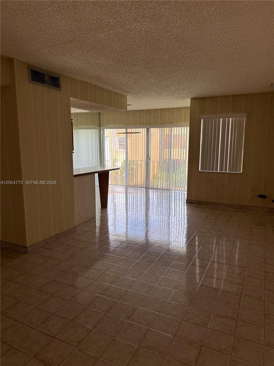 9320 W Flagler St # 201D, Miami FL 33174 — 4