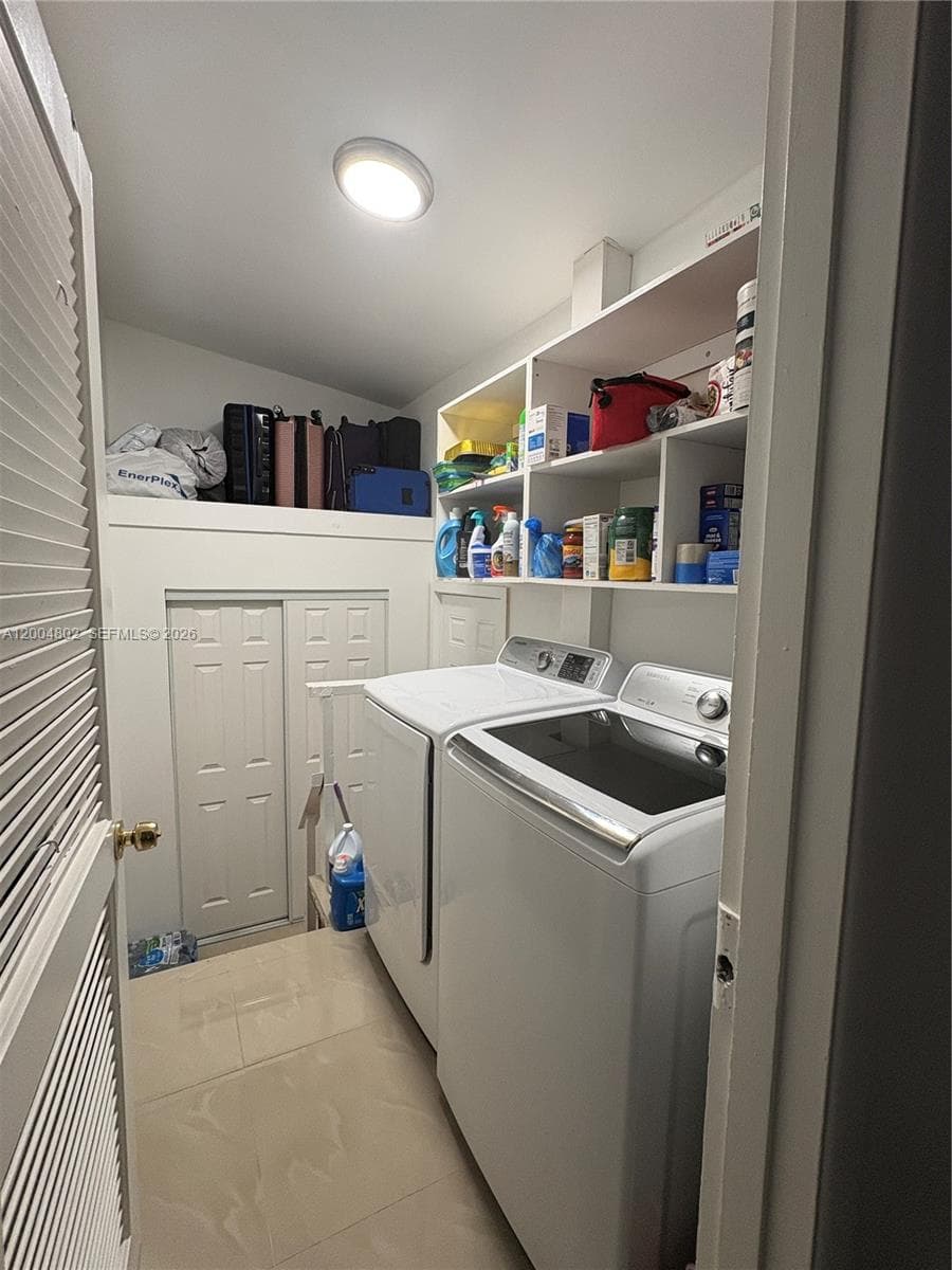 8581 SW 29th St, Miami FL 33155 — 7