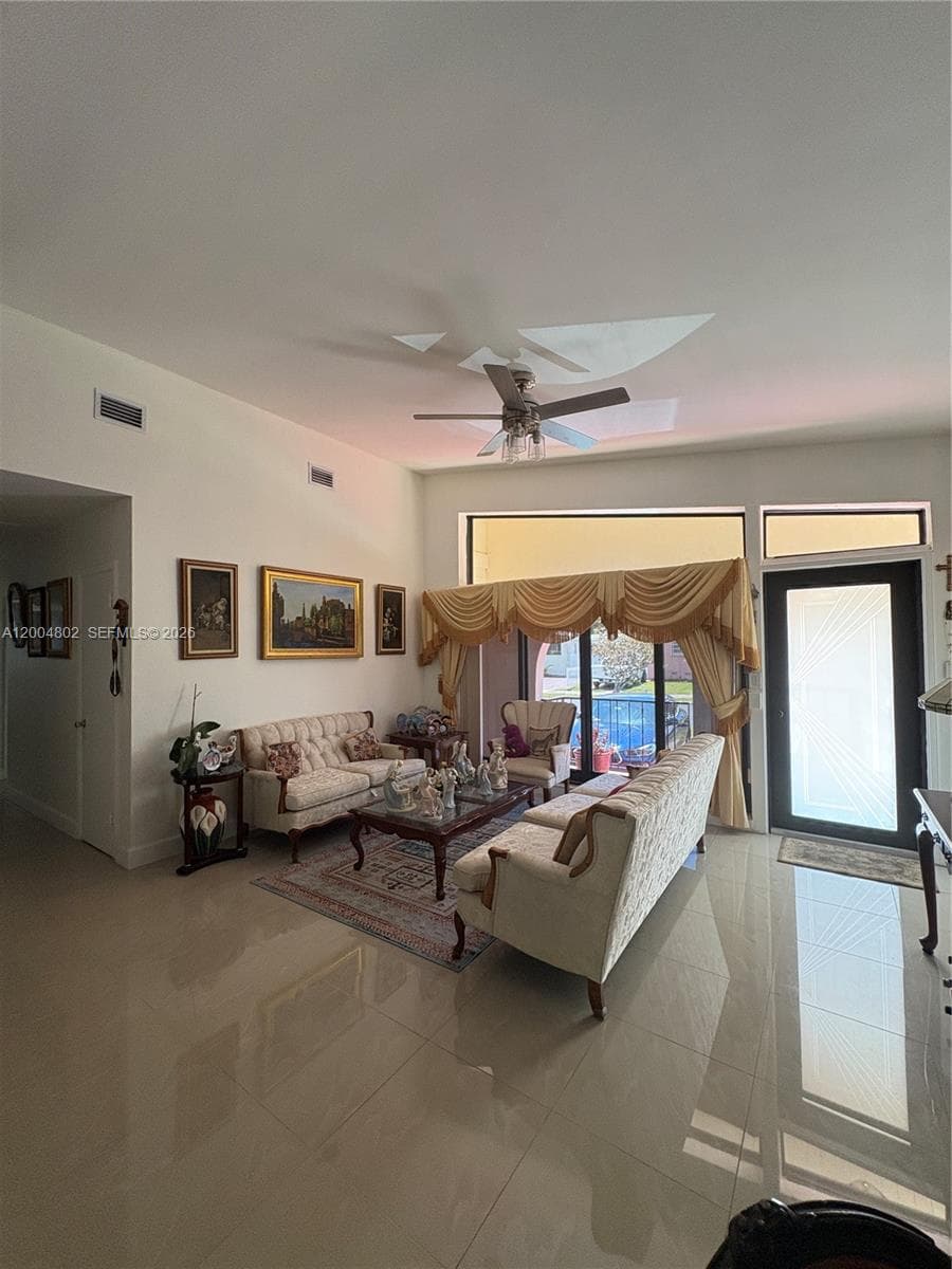 8581 SW 29th St, Miami FL 33155 — 3