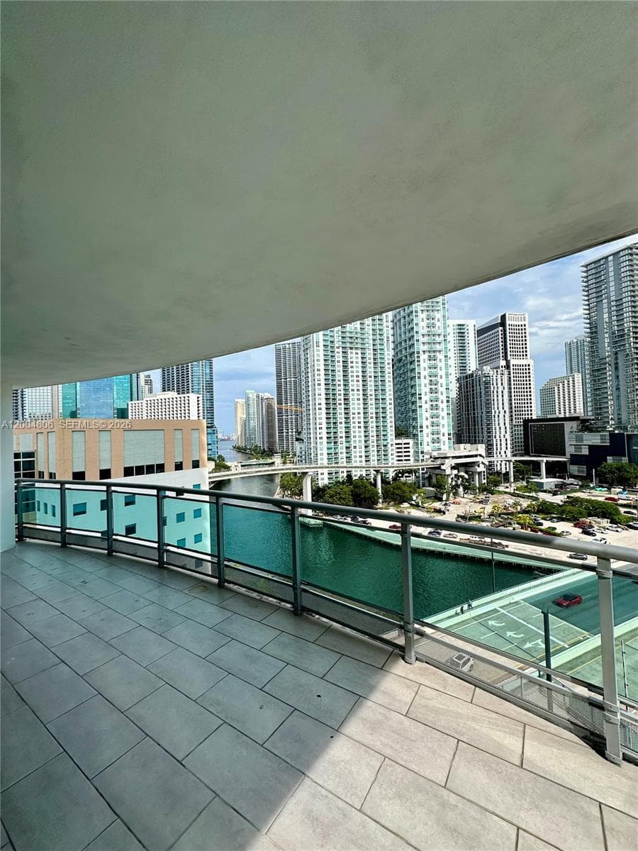 Wind Condo, Miami, FL — 3