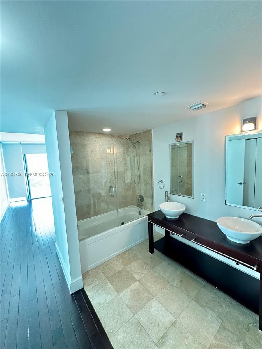 Wind Condo, Miami, FL — 15