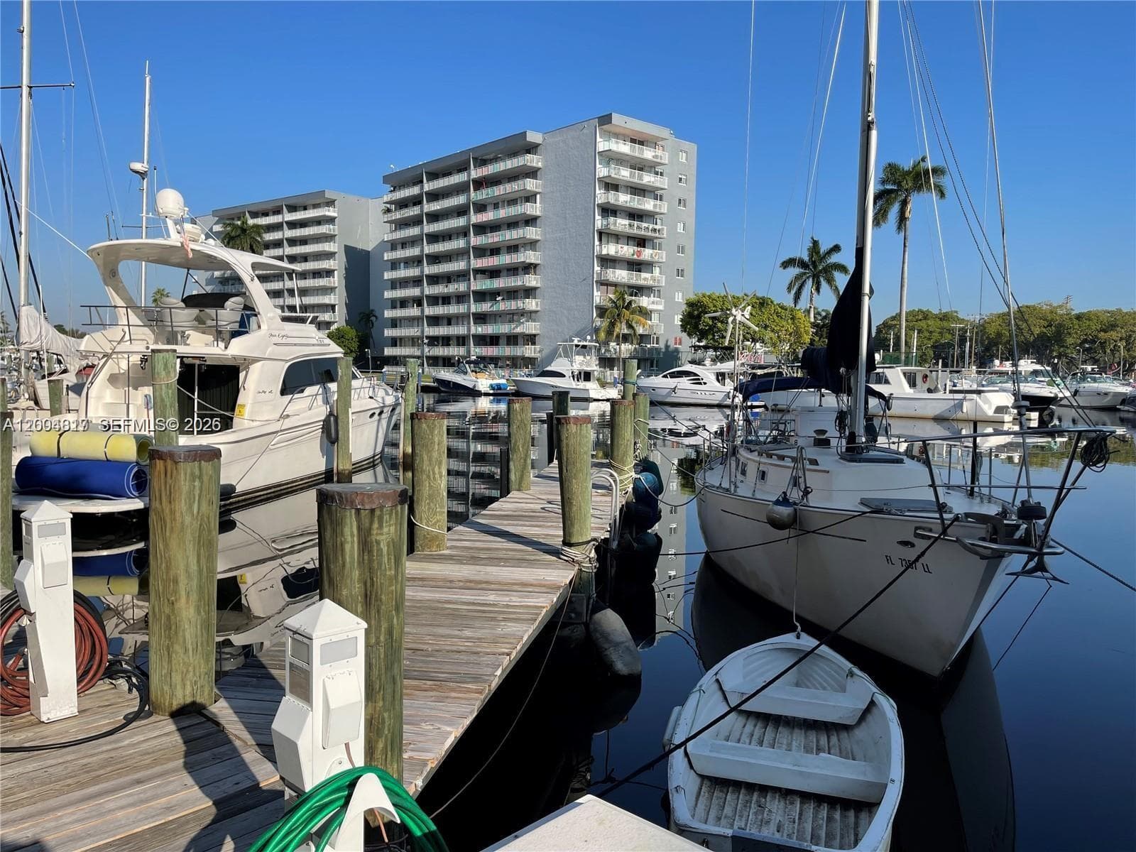 2415 NW 16th St Rd # 102, Miami FL 33125 — 17