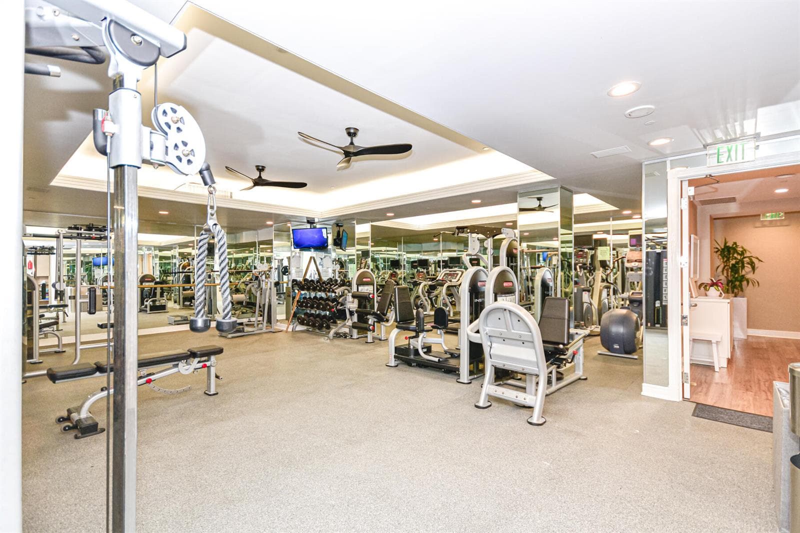 10101 Collins Avenue # 7d, Bal Harbour FL 33154 — 30